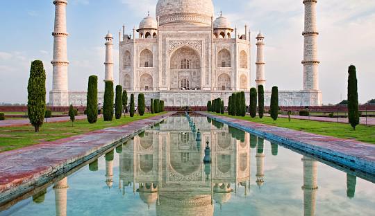Delhi to Agra Taxi Service by BRG Tour India